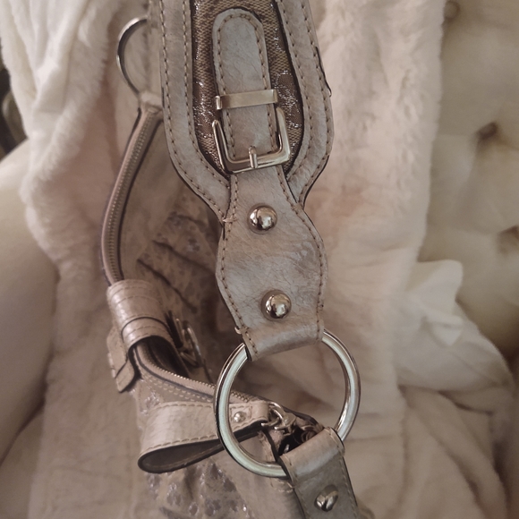 Guess Purse Jacquard Fabric - Picture 10 of 12